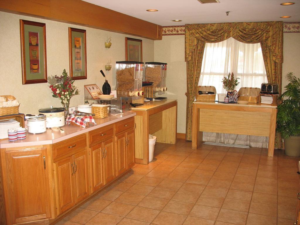 Country Inn & Suites By Radisson, Holland, Mi 레스토랑 사진