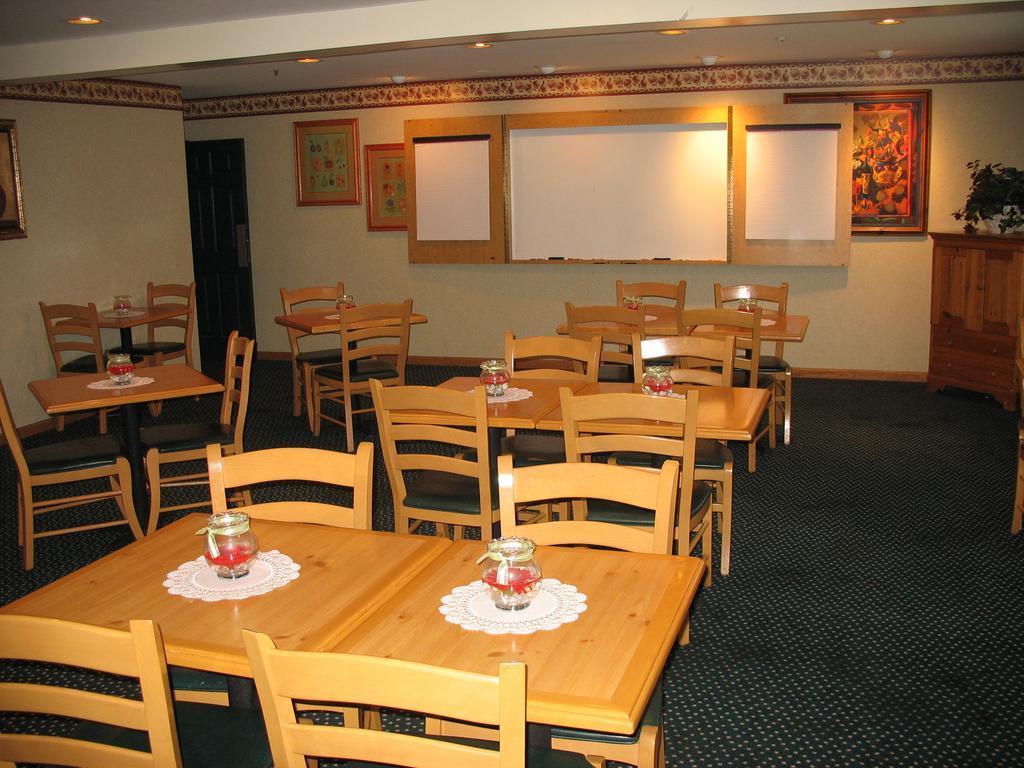 Country Inn & Suites By Radisson, Holland, Mi 외부 사진