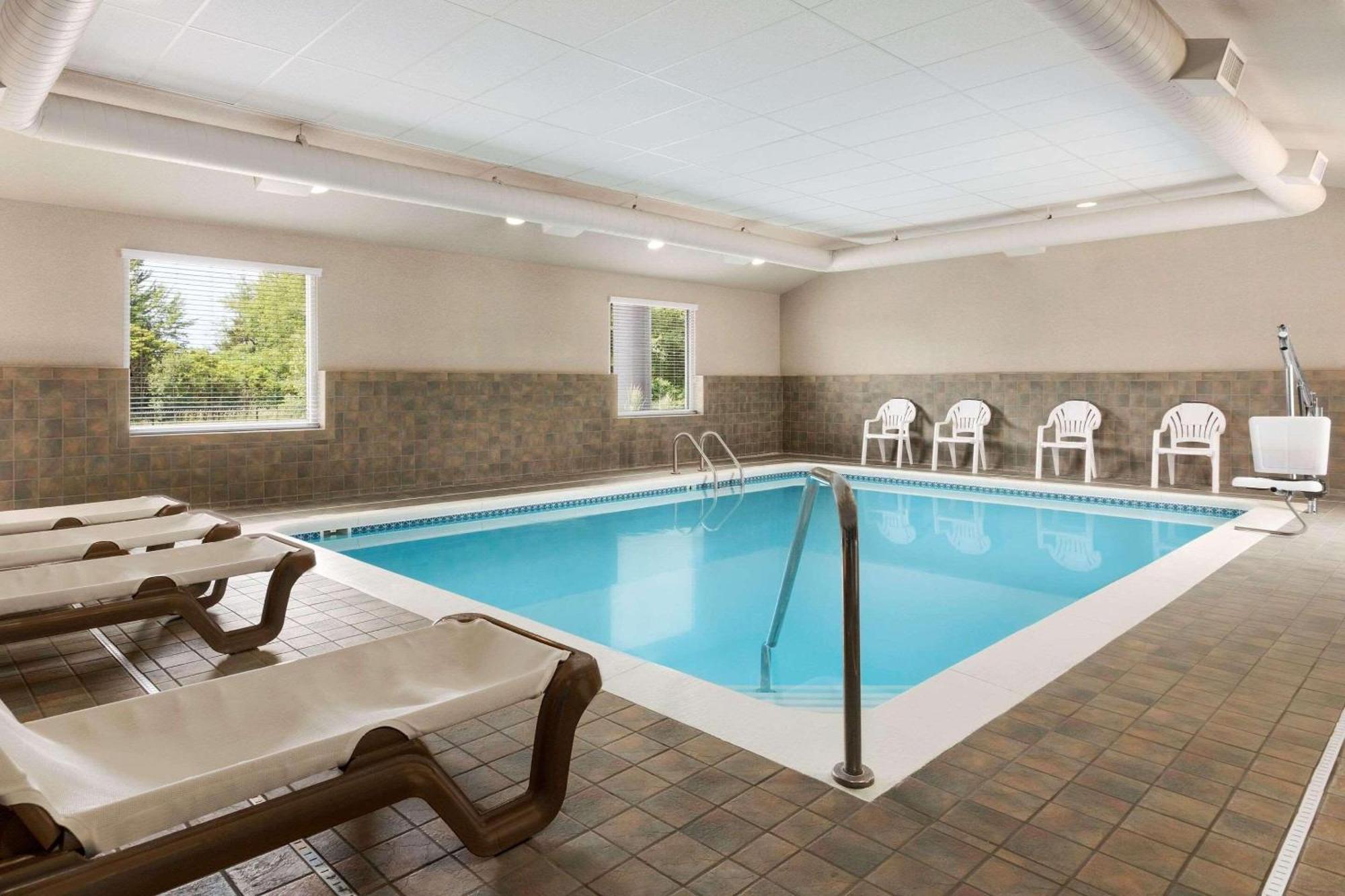 Country Inn & Suites By Radisson, Holland, Mi 외부 사진
